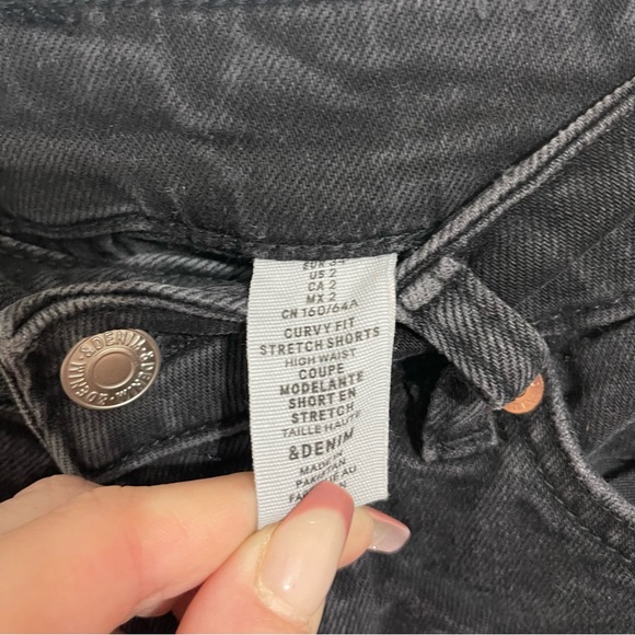 H&M mom shorts - Picture 4 of 4